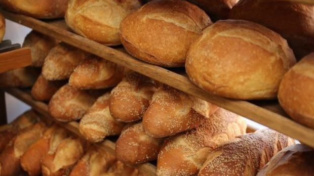 Ce se întâmplă în corpul tău dacă nu mai mănânci deloc pâine 