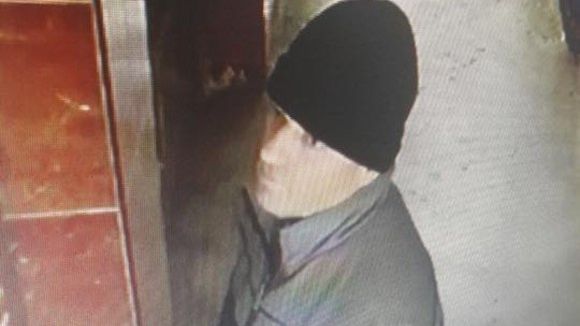 Mama copiilor agresați în lift, apel disperat: "Nu pot să stau..."