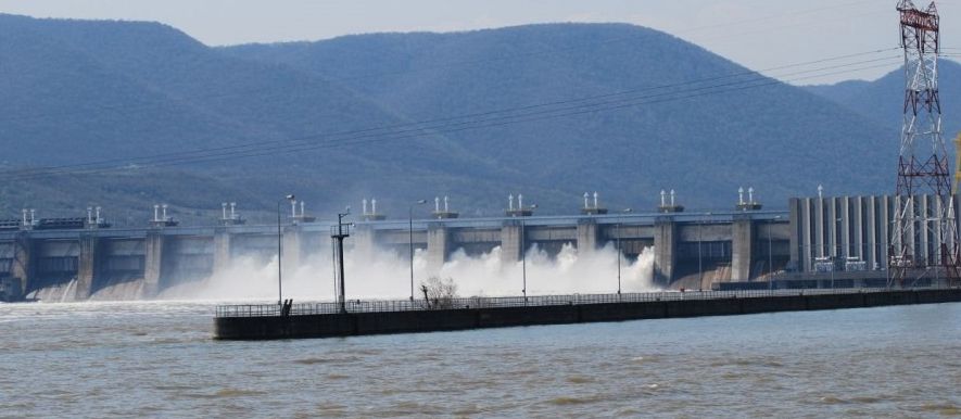 Comisia Europeană vede ce nu văd guvernanţii: suntem campionii scumpirii curentului electric