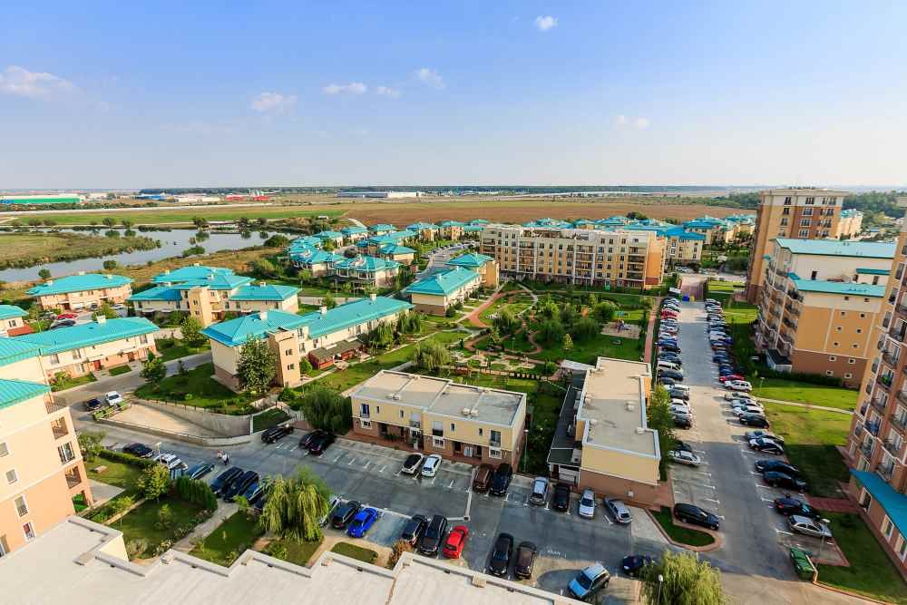 10 ani de Cosmopolis și peste 6.700 de rezidenți mulțumiți, "Acasă" (P)