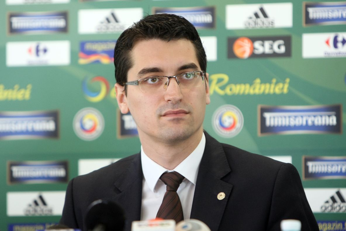 FRF a cheltuit pe salarii 5 milioane de euro în 2016, deşi anul s-a încheiat cu deficit uriaş