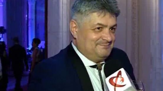 Florin Secureanu a petrecut alături de Vrăbi, iubita sa, la Palatul Parlamentului