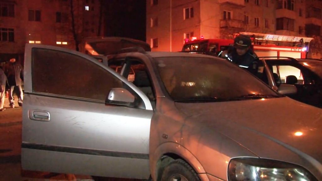 Mașina unui șef de Poliție din Neamț a fost incendiată intenționat