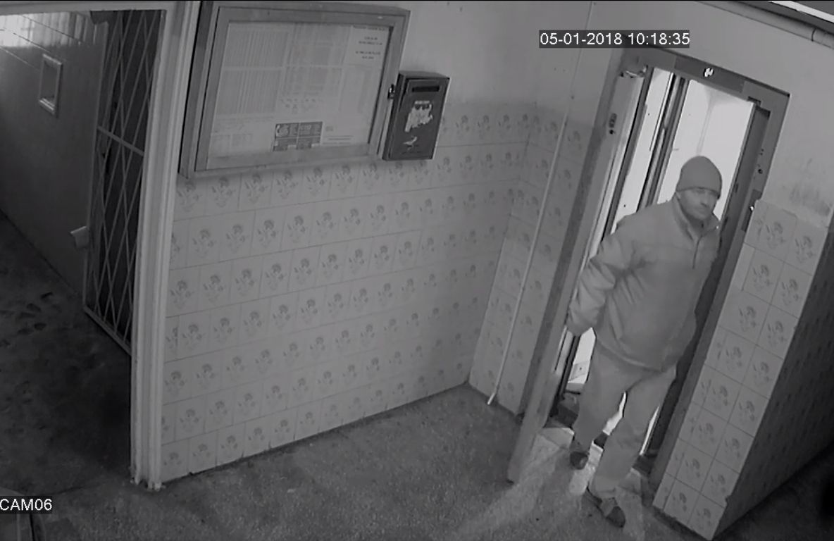 Pedofilul din Drumul Taberei a fost reținut pentru 24 de ore. Bărbatul este agent la Poliția Rutieră