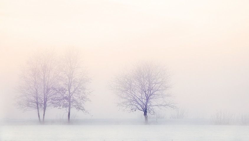 Anunțul meteorologilor. Vreme neobișnuit de caldă în weekend. De luni scad temperaturile
