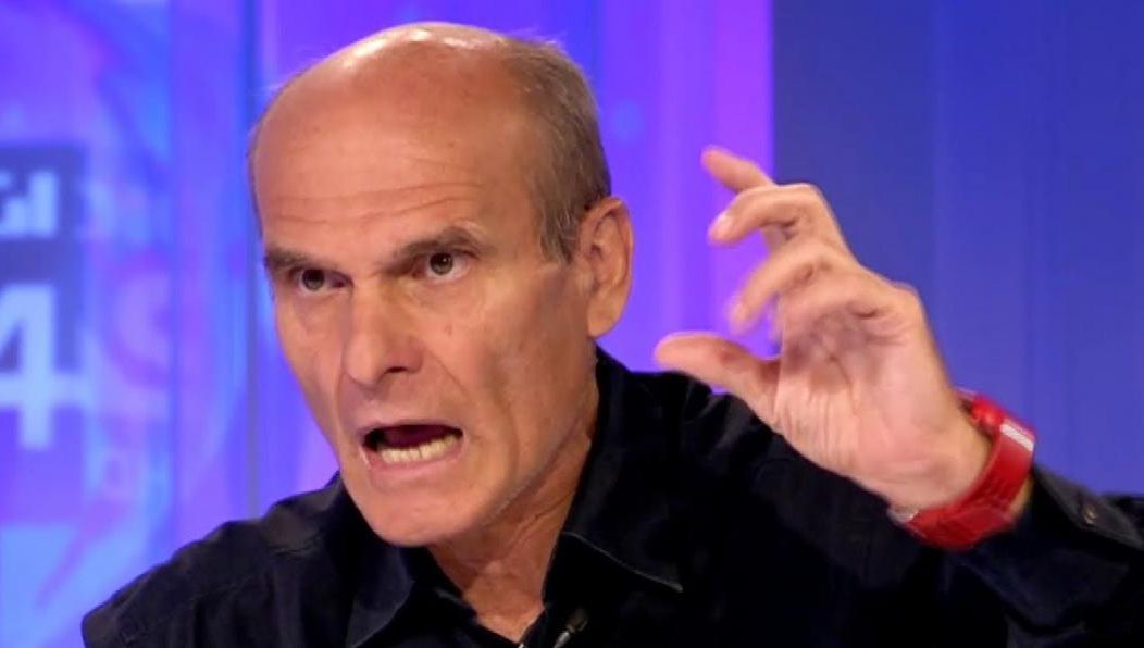 Cristian Tudor Popescu: Armele Simonei Halep, astăzi, au fost capul şi picioarele