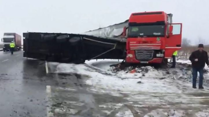 Detalii șocante despre sinucigașul care a intrat pe contrasens pe E85. Ce a făcut acasă 