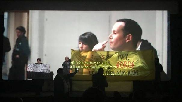 Reacţia Muzeului Ţăranului Român, după ce proiecţia unui film cu tematică gay a fost întreruptă