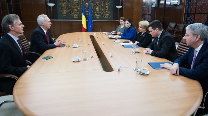 Dăncilă i-a exprimat lui Hans Klemm îngrijorarea privind căderea indicelui Dow Jones