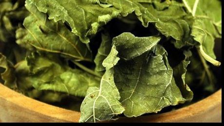 Ceaiul care te scapă rapid de grăsimea de pe burtă