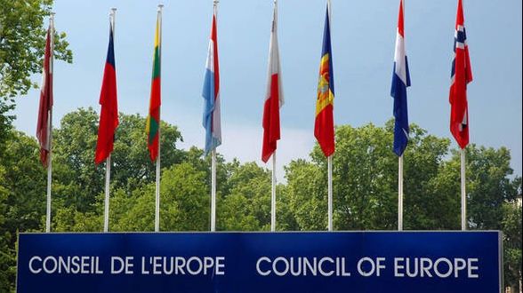 CE propune condiţionarea accesării fondurilor europene de respectarea valorilor fundamentale