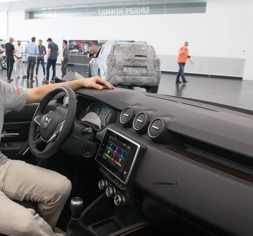 Dacia. Dacia 1308 Jumbo. Puţini ştiu că a existat. Maşina ce a stârnit hohote de râs