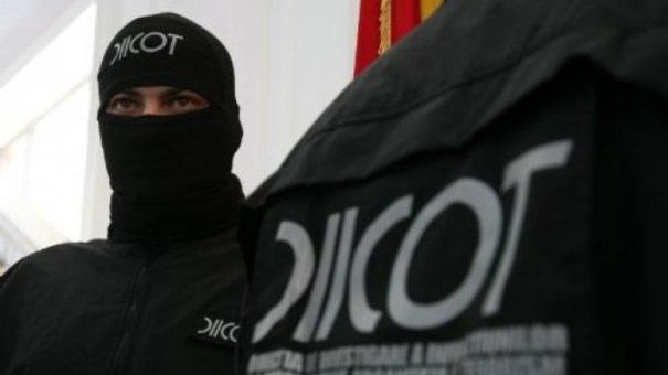 Mușamalizare în cazul profesorului pedofil din București. O mamă l-a reclamat la școală acum 4 ani