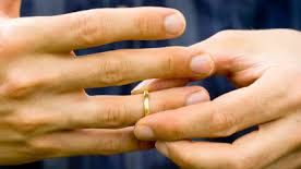 Bărbatul a cerut divorțul de soția lui. Motivul invocat este de râsul lumii 