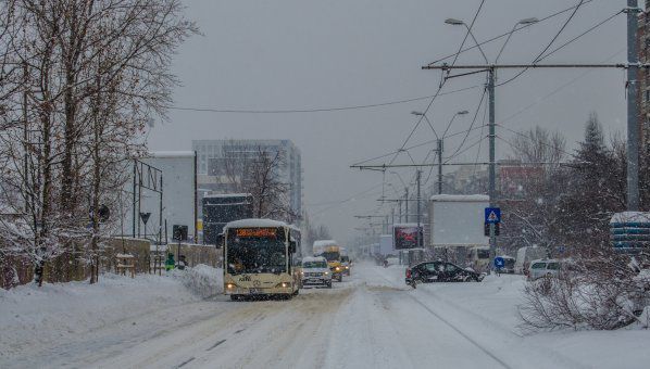 ANM: Cod portocaliu de ninsori abundente. Rămâne în vigoare şi codul de ger