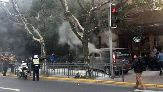 O mașină a intrat în plin în pietoni în Shanghai. Bilanțul este sumbru