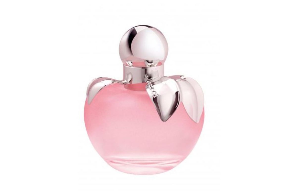 Apă de colonie vândută ca dezinfectant într-un magazin din Brașov