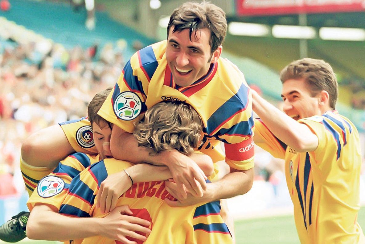 A rupt tăcerea! "Nu am un vocabular vast. Sunt un dezastru"