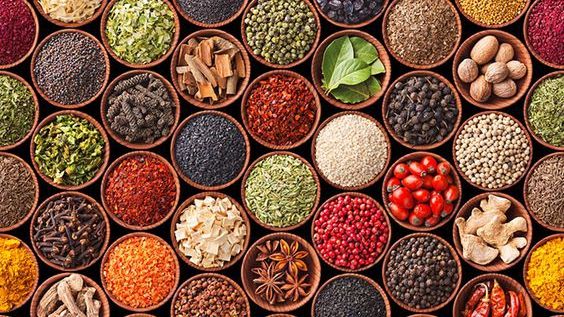 Un ingredient din bucătăriile oamenilor pune capăt rapid migrenelor!