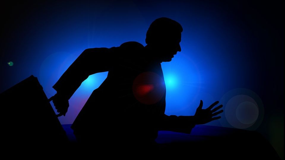 Care este ora la care ar trebui, de fapt, să mergem la serviciu