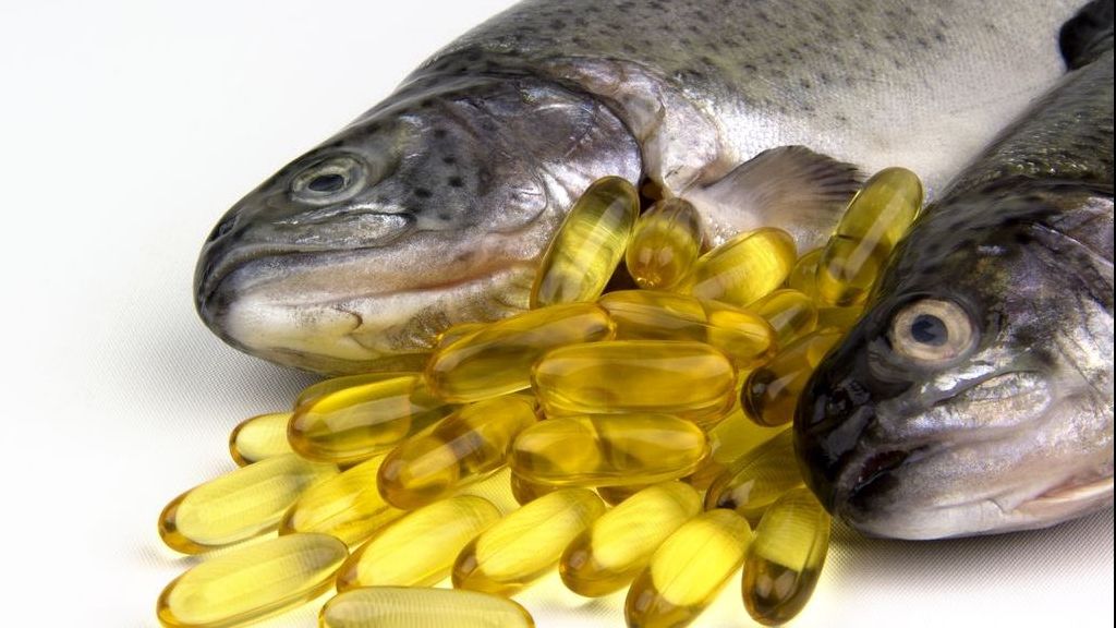 Motivele pentru care e bine să foloseşti uleiul de peşte