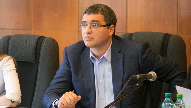 Degringoladă la Chișinău. De ce a fost eliberat controversatul Renato Usatîi