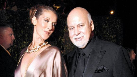 Incredibil! Celine Dion îşi strânge de mână soţul mort în fiecare seară