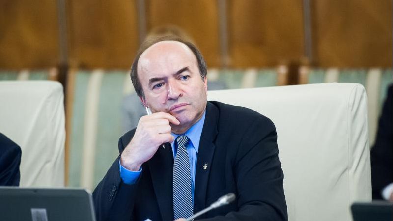 Tudorel Toader își caută PR-ist. Care sunt cerințele 