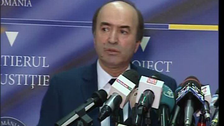 Tudorel Toader, despre deţinuţii din România: Numărul lor se află pe un trend descendent