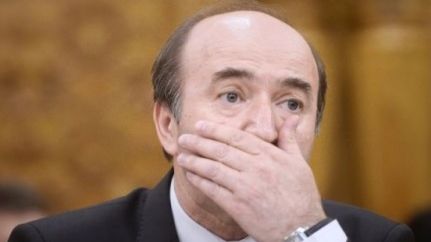 Dan Vasile Mihale: Cine îi mai întoarce cheița lui Tudorel Toader? He is a robot!