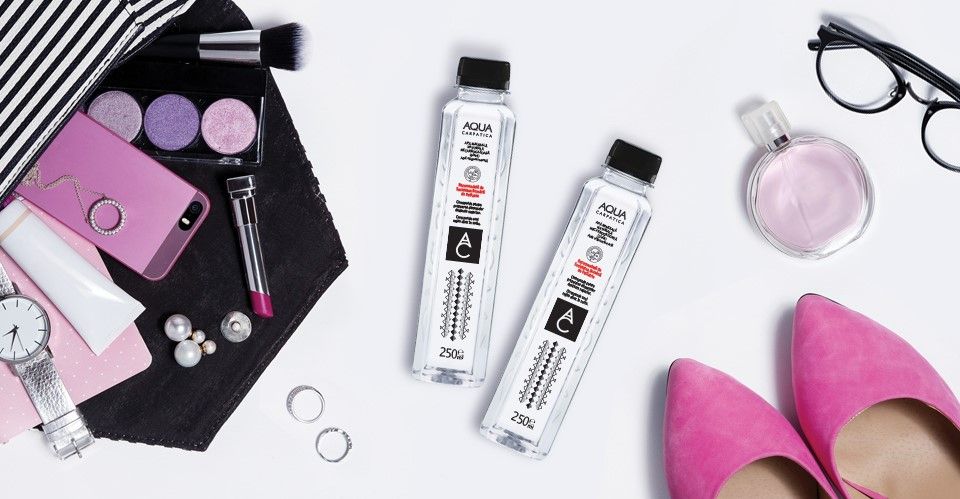 Noua sticluță de 250 ml, surpriza pe care AQUA Carpatica a pregătit-o pentru luna femeilor (P)