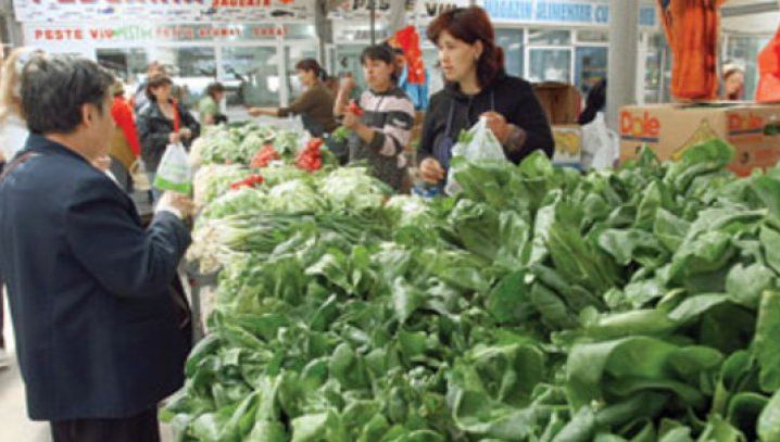 Adevărul despre snopurile de spanac din pieţe. Ce conţin, de fapt. Mai cumperi?