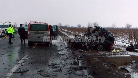 Accident grav lângă  Râmnicu Sarat: un mort, trafic blocat pe E85 