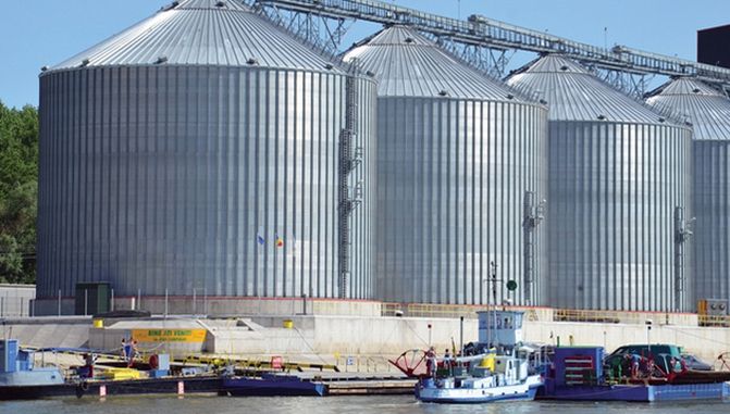 Cea mai mare fermă de cereale din România, pe cale de a fi cumpărată de şeicii arabi