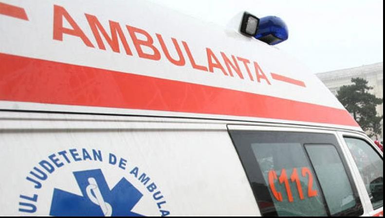 Copil de 12 ani, în stare gravă după ce s-a strangulat accidental la joacă