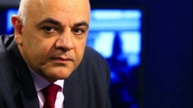 Arafat: Asistăm la reclame agresive pentru ”fumatul fără fum”. Fumatul - un pericol, sub orice formă