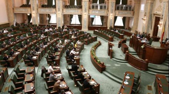 Proiect: pedeapsă cu închisoarea pentru neprezentarea la audierile comisiilor parlamentare 