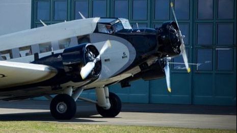 Tragedie aviatică în Filipine. Un avion s-a prăbușit peste o casă