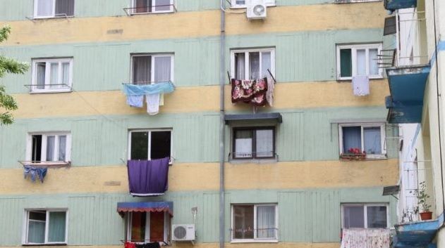 Primaria Capitalei începe reabilitarea blocurilor. Care sunt costurile şi condiţiile 