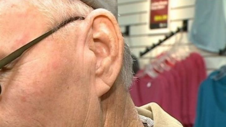 Ai o cută verticală pe lobul urechii? Mergi de urgenţă la doctor! Trădează BOLI GRAVE