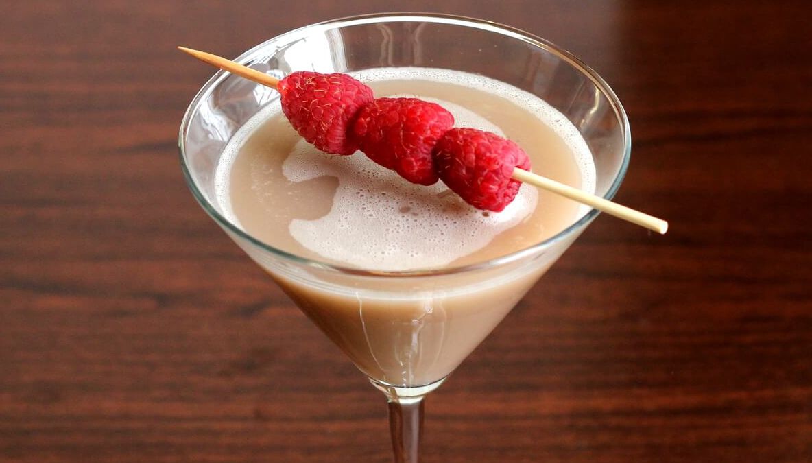 Cum să prepari cocktailuri cu whisky şi ciocolată ca un adevărat profesionist