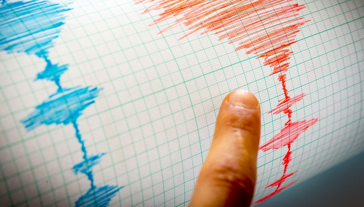 Un alt cutremur puternic noaptea trecută. L-ai simţit?