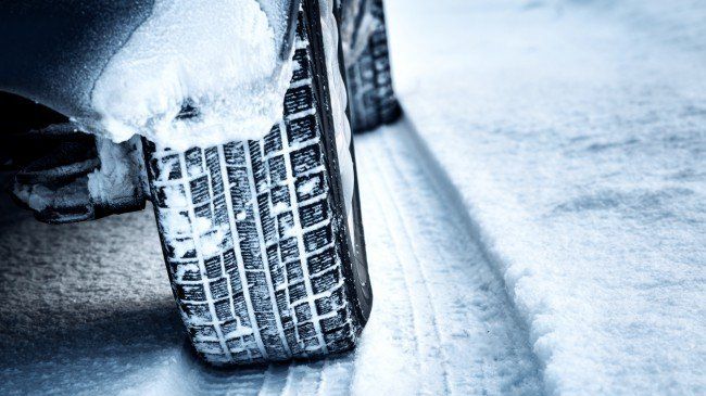 De ce să NU încălzești mașina când este frig afară