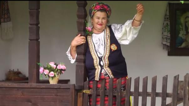 O îndrăgită cântăreață de muzică populară din România a murit în somn