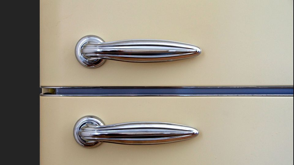 Trei alimente care probabil sunt deja expirate în frigiderul tău