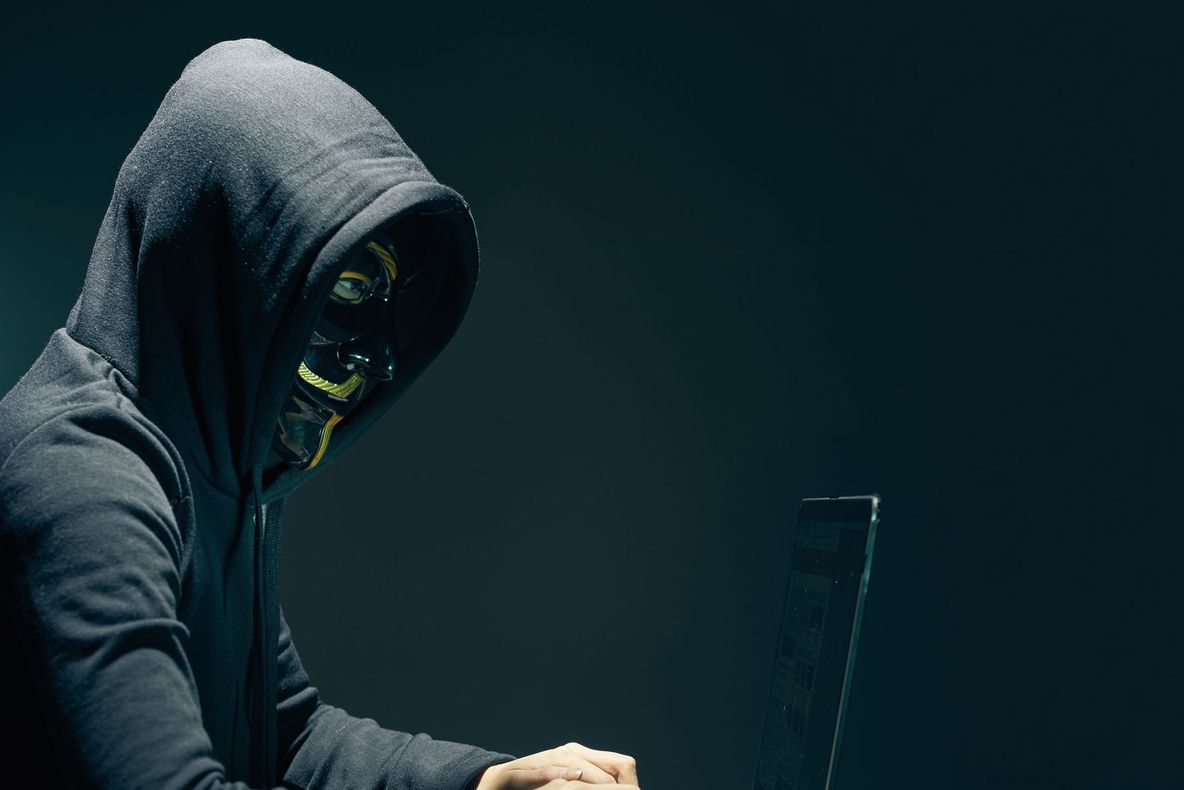  A apărut hacker-ul "Guccifer 2.0". Nu este român, ci agent rus. Cum a fost depistat