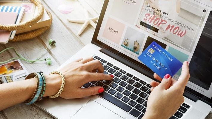 Lista neagră a magazinelor online. Guvernul, cu ochii pe comercianţi