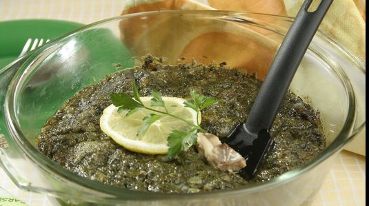 De luni începe Săptămâna Mare: NU vom mai avea voie să mâncăm aceste două alimente. E mare PĂCAT!