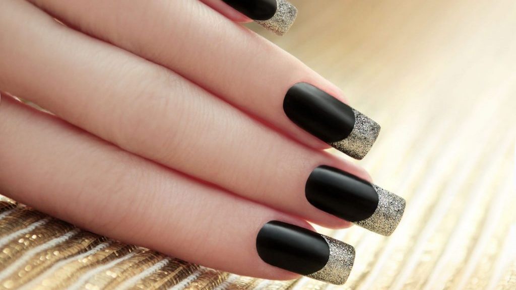 Manichiura cu gel și ojă semipermanentă, un pericol pentru sănătate? Ce nu ştim despre acestea 