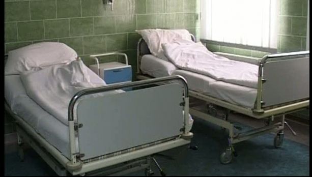Bolnav de cancer în faza terminală lăsat în voia sorţii. Ce spun autorităţile